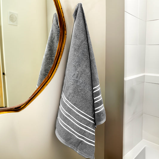 Toalla De Baño Cannon Dallas 27” X 54” Gris/Blanco