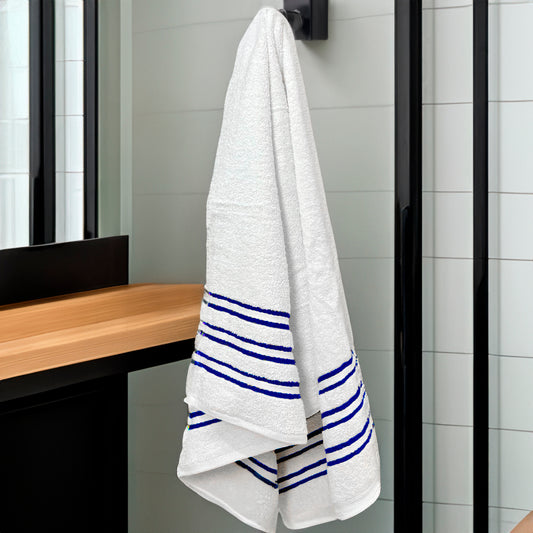Toalla De Baño Cannon Dallas 27” X 54” Blanco/Navy