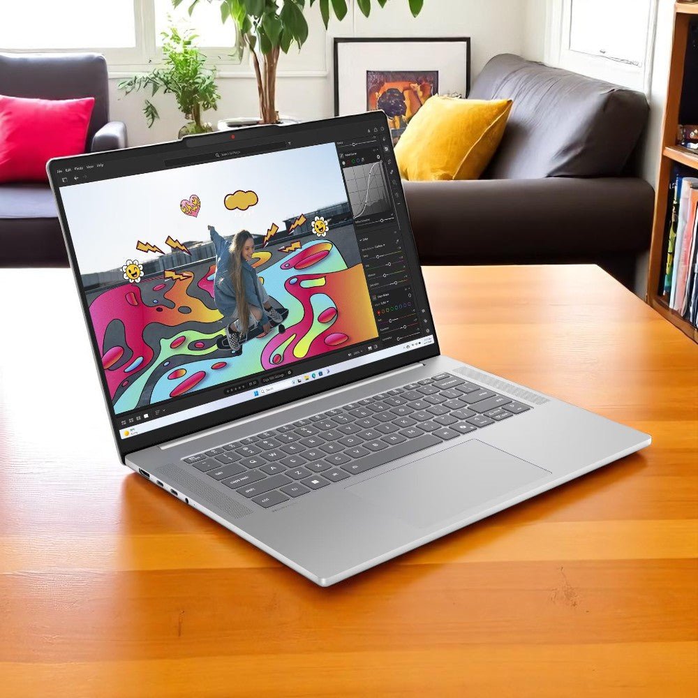 Lenovo IdeaPad Slim 5, Ryzen 7 / 16GB RAM / 1TB SSD / Windows 11 +