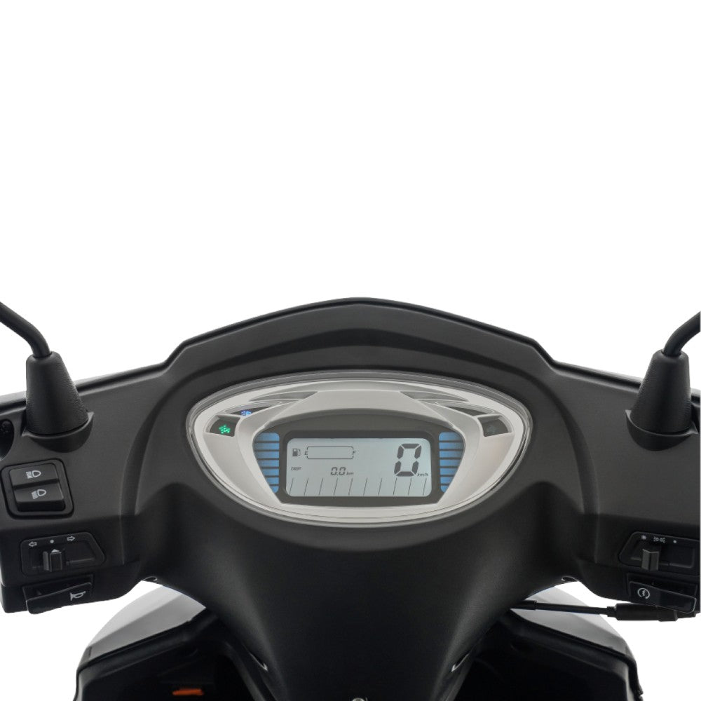 Moto Keeway Scooter BLOG150 / 150CC / Motor Monocilindro / 2 Válvulas / Negro