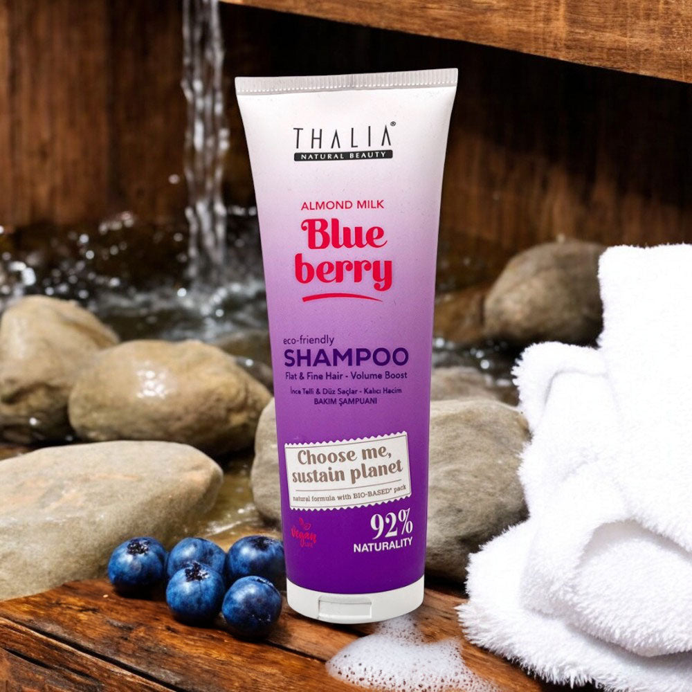 Shampoo Thalia de Leche de Almendras y Arándanos / Cabello Liso / 250Ml