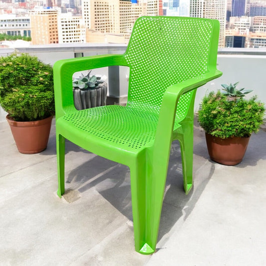 Silla Plástica / con brazos / Elifler / Surtida
