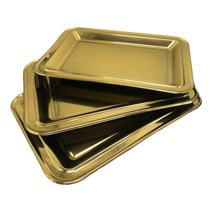 Bandeja plástica cuadrada Lillian con acabado dorado de 43.8 x 32.4 cm.