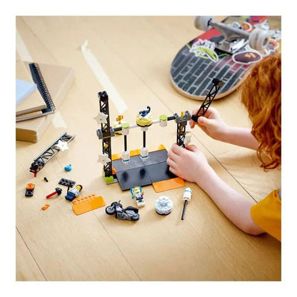Bloques Lego City Desafío Acrobático Derribo - Lego - Titan.com.pa - 673419359344
