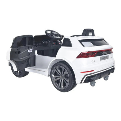 Carro Recargable Audi Q8 Blanco - Overseas - Titan.com.pa - 2100000144594