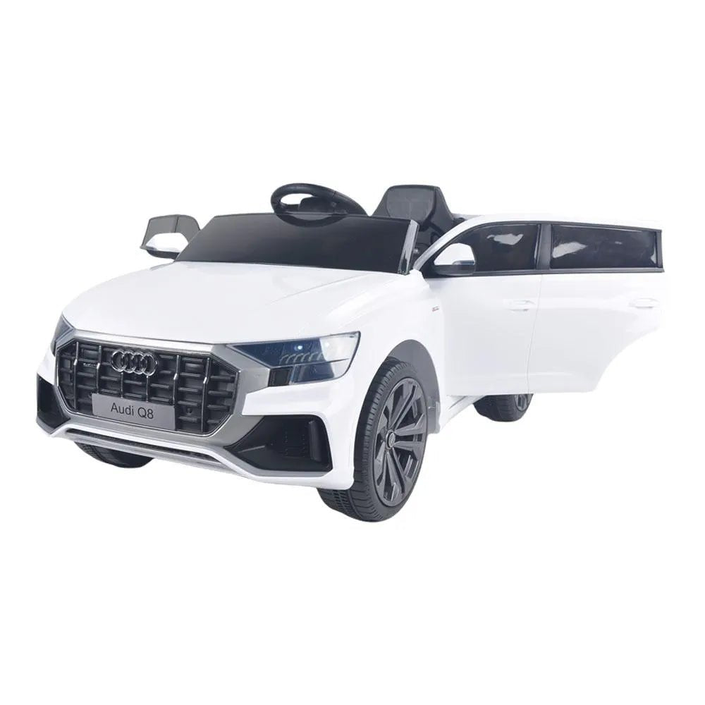 Carro Recargable Audi Q8 Blanco - Overseas - Titan.com.pa - 2100000144594
