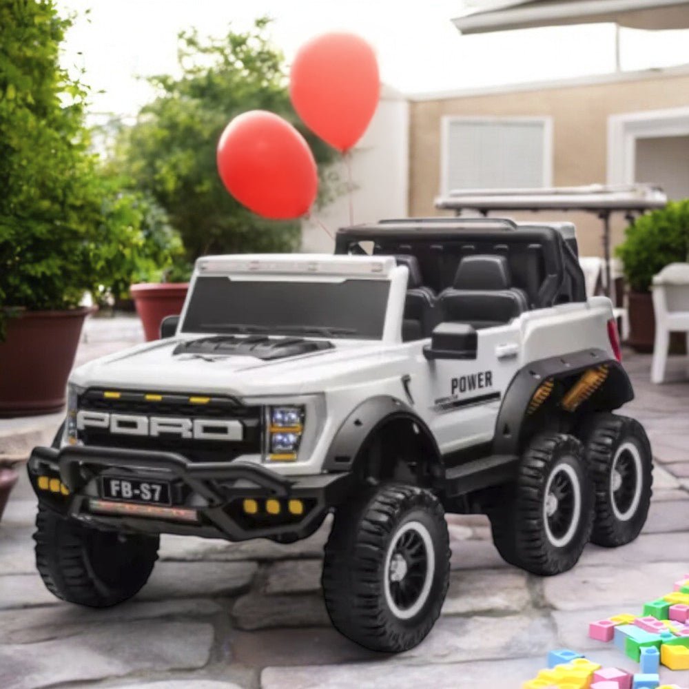 Carro Recargable W/RC Blanco 12V - Overseas - Titan.com.pa - 2100000830749