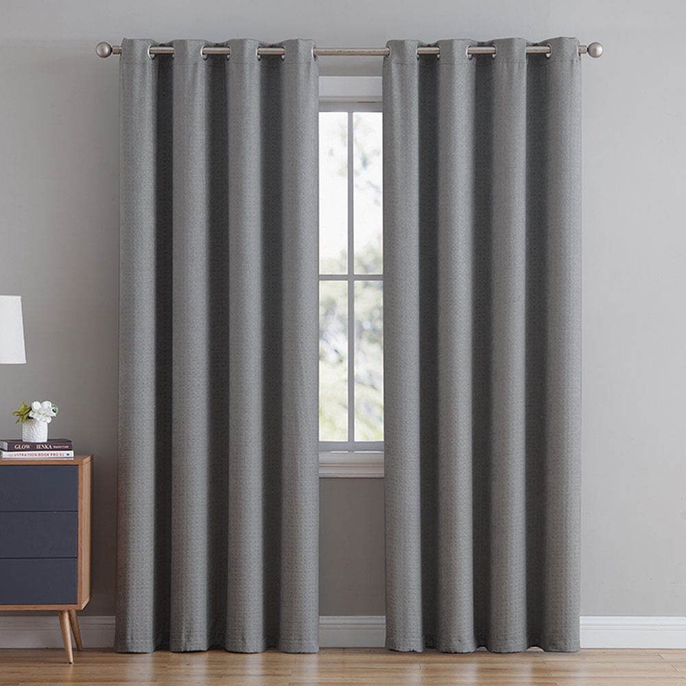 Cortina Victoria Classics Bethany Blackout Con Aros 52" x 90" - Gris Claro