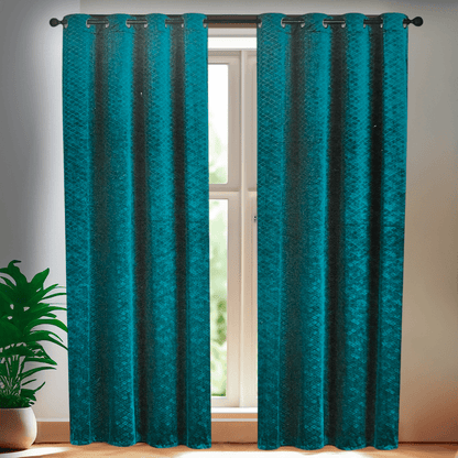 Cortina Zaragoza Lord Club 54" x 84" con Aros – Dark Room - Lord Club - Titan.com.pa - 2100000165773