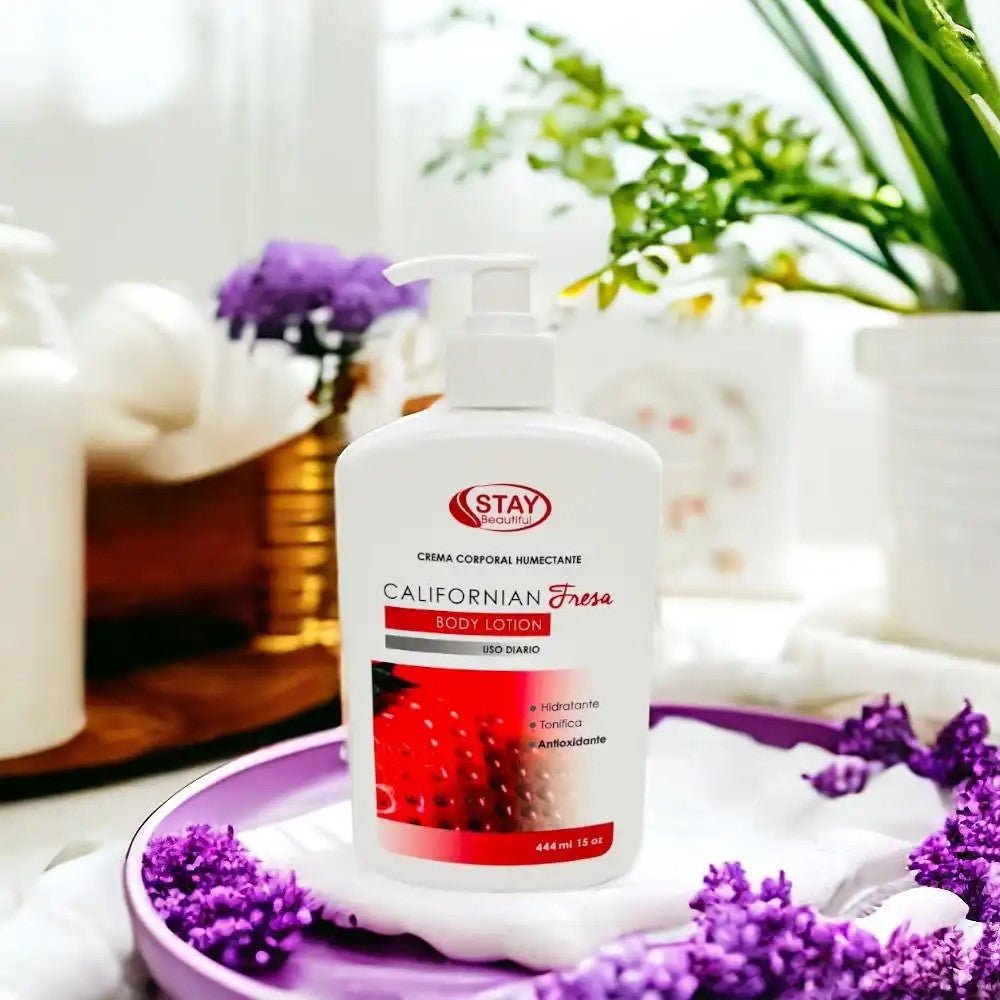Crema Corporal Humectante Stay Beautiful de Fresa 444 ML - Stay Beautiful - Titan.com.pa - 7592701112371