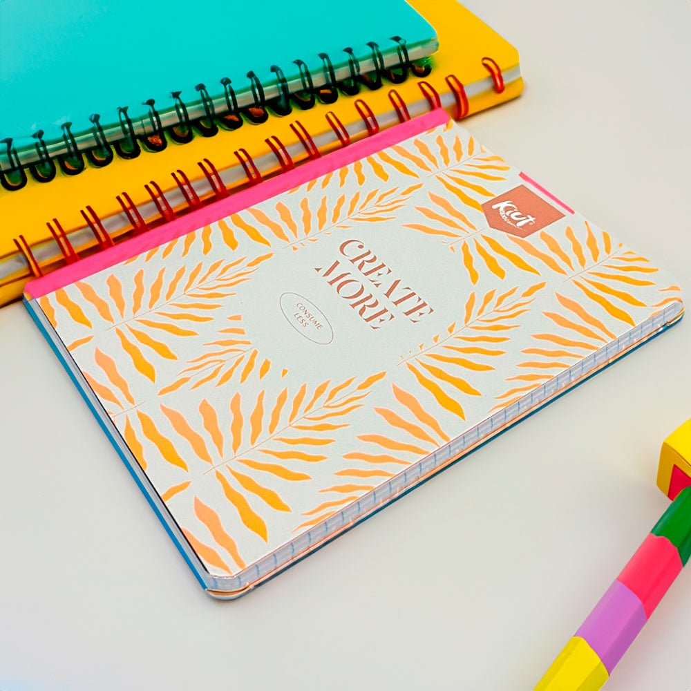 Cuaderno Cosido Grande Norma Kiut de 200 Páginas / Doble Raya / Surtido - Norma - Titan.com.pa - 7702111599260
