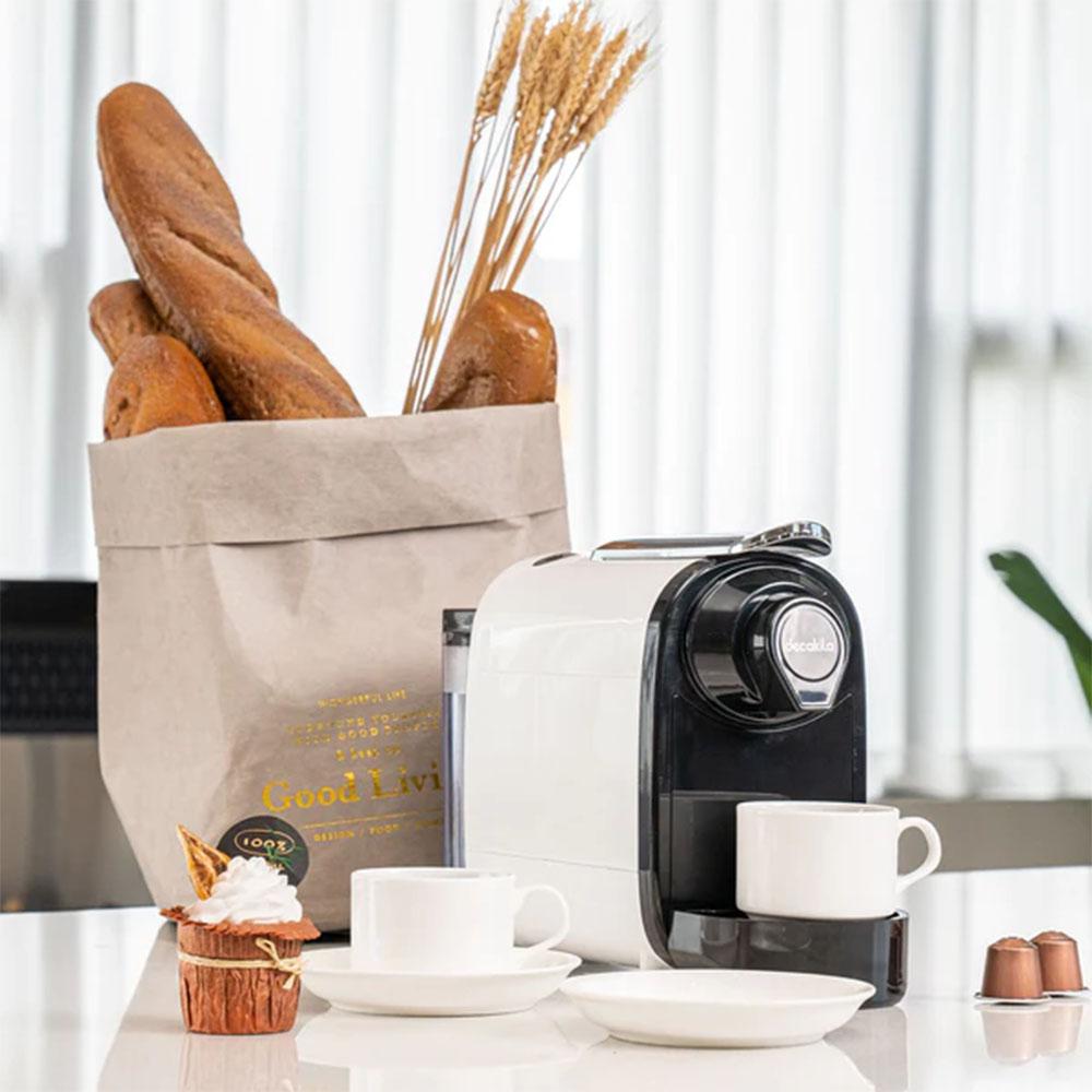 Cafetera Expreso Cápsula Decakila 1400W