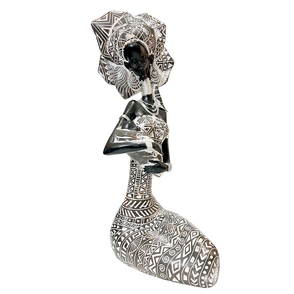 Figura Decorativa Concepts Dama / Poliresina - Concepts - Titan.com.pa - 7450119781254