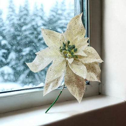 Flor Navideña Poinsettia 22 Cm Blanco - MONTEFIORI CHRISTMAS - Titan.com.pa - 7453114850079