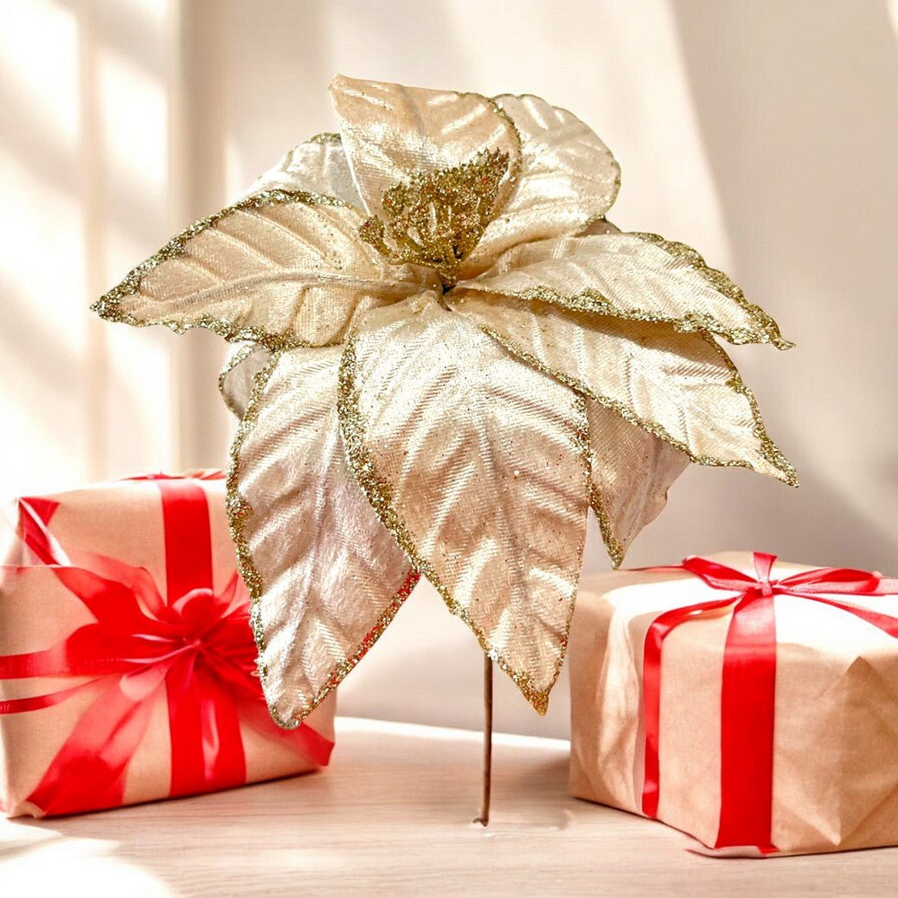 Flor Navideña Poinsettia 30 cm / Champaña / Montefiori Christmas - Montefiori Christmas - Titan.com.pa - 7453121013351