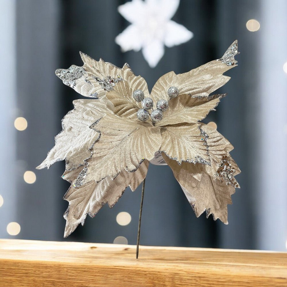 Flor Navideña Poinsettia 30 Cm Natural - Montefiori Christmas - Titan.com.pa - 7453121089431