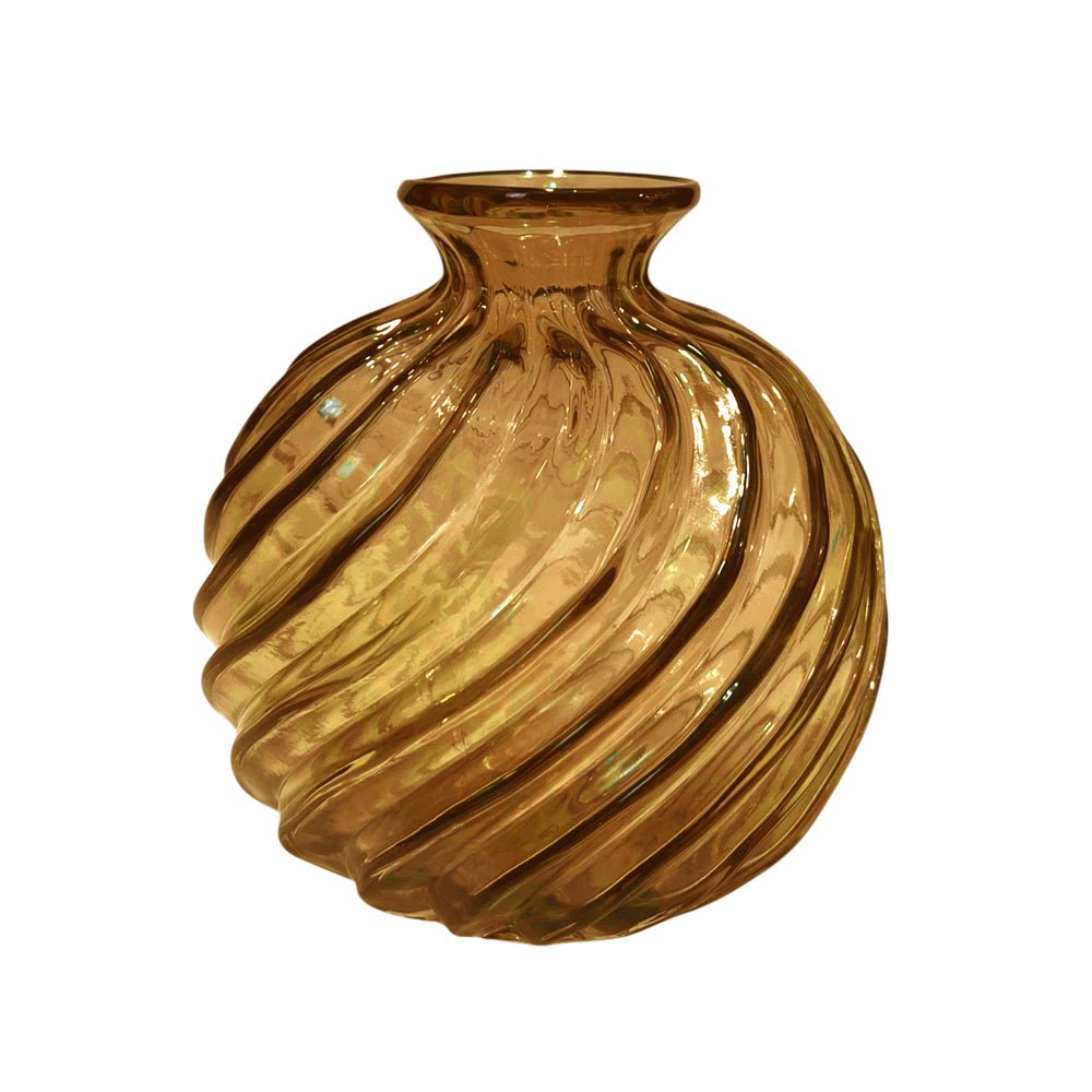 Florero decorativo de vidrio Home Elegance con diseño giratorio.