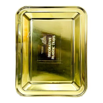 Bandeja plástica cuadrada Lillian con acabado dorado de 43.8 x 32.4 cm.