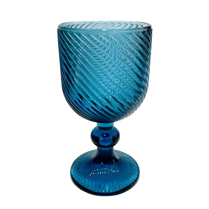 Copa de vidrio Home Elegance de colores surtidos y 14.5 cm de alto.