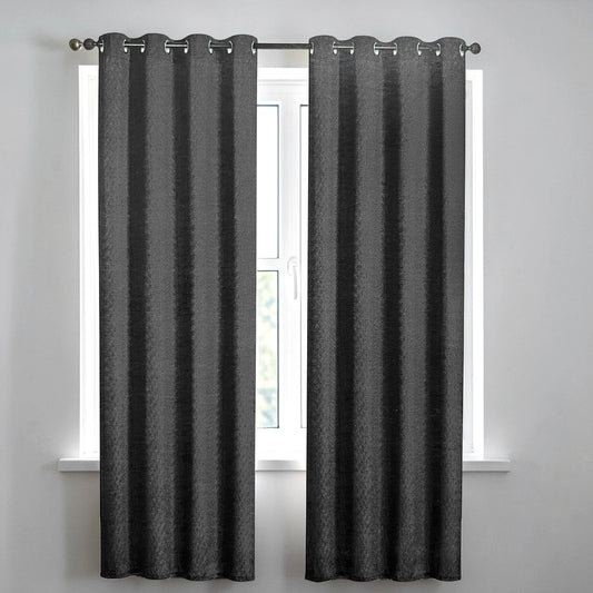 Cortina Doha Home Elegance / Charcoal con Aros – 54" x 84"