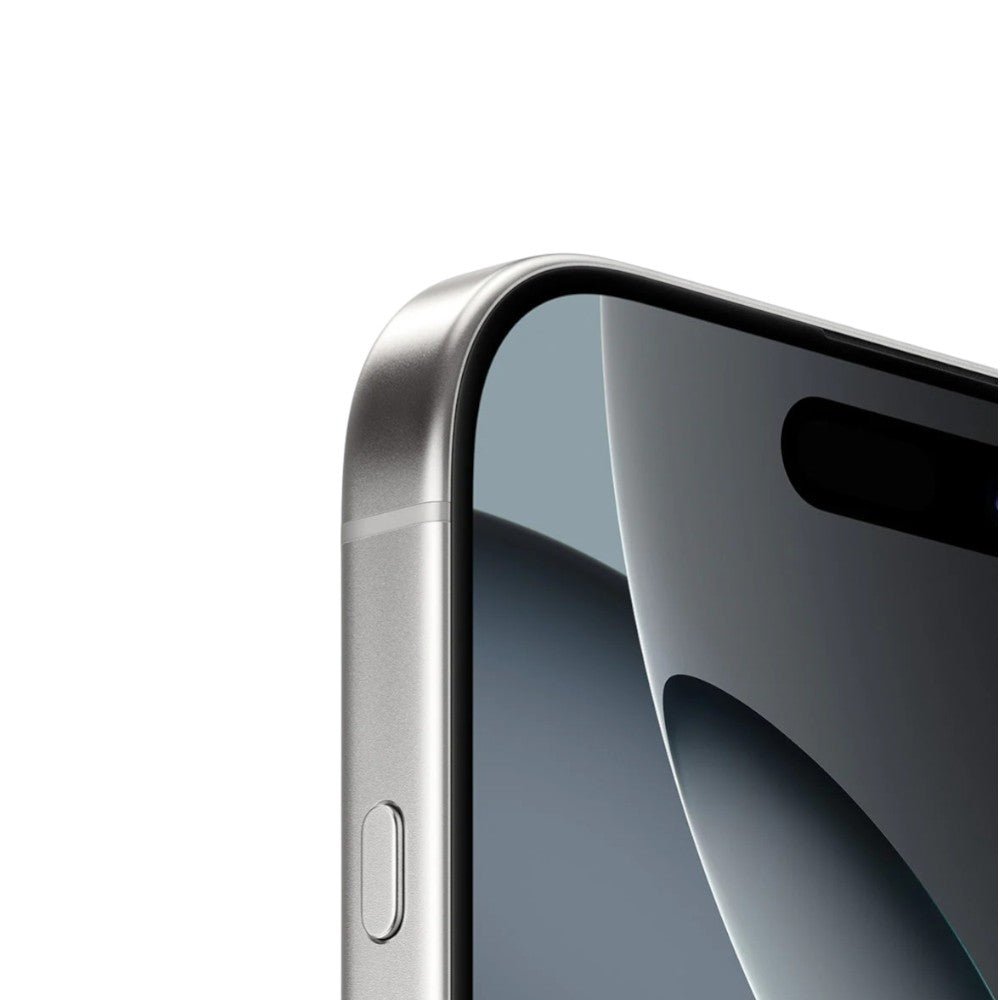 iPhone 16 Pro Max 512GB en blanco con pantalla OLED de 6.9”, cámaras Pro de 48 MP, grabación 4K. En Titán Panamá.