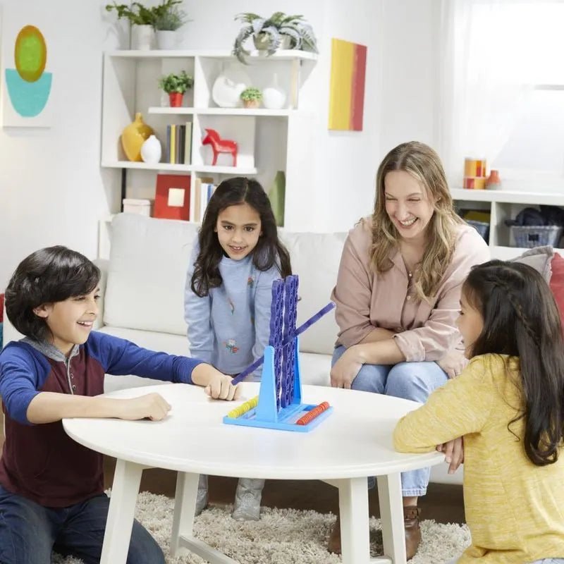 Juego Hasbro Gaming Connect 4 Spin - Hasbro Games - Titan.com.pa - 195166202235