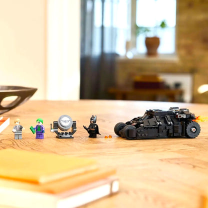 Bloques LEGO Tumbler de Batman vs. Two-Face y The Joker