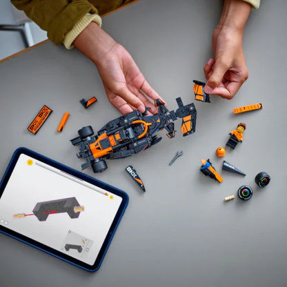 Bloques LEGO® Auto de Carreras McLaren F1® Team MCL38