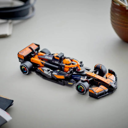 Bloques LEGO® Auto de Carreras McLaren F1® Team MCL38