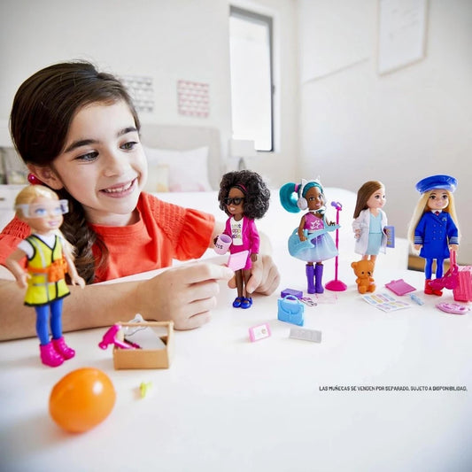 Barbie Chelsea Can Be muñeca de profesiones