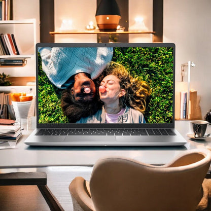 Laptop Dell Inspiron 3520 / i5 - 1235U / 512Gb SSD / 15.6” - Dell - Titan.com.pa - 884116461029