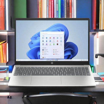 Laptop HP 15 - FD0059LA / Intel Core i5 1235U / 16GB RAM / 512GB SSD / 15.6" / Windows 11 - HP - Titan.com.pa - 198415297730
