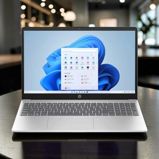 Laptop HP 15.6"-fd0331la Intel Core 3 / 8GB RAM / 512GB SSD / FHD