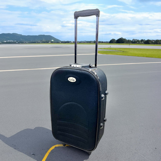 Maleta Lisa 23” / Azul Navy / Trip - Trip - Titan.com.pa - 2100000383511