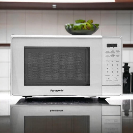 Microonda Panasonic 0.7 Pies Cúbicos Plateado
