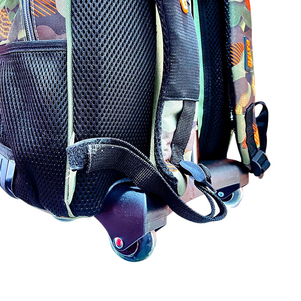 Mochila 17” C/Ruedas Deltas Estampado Surtido - Niño - Delta - Titan.com.pa - 2150109263498