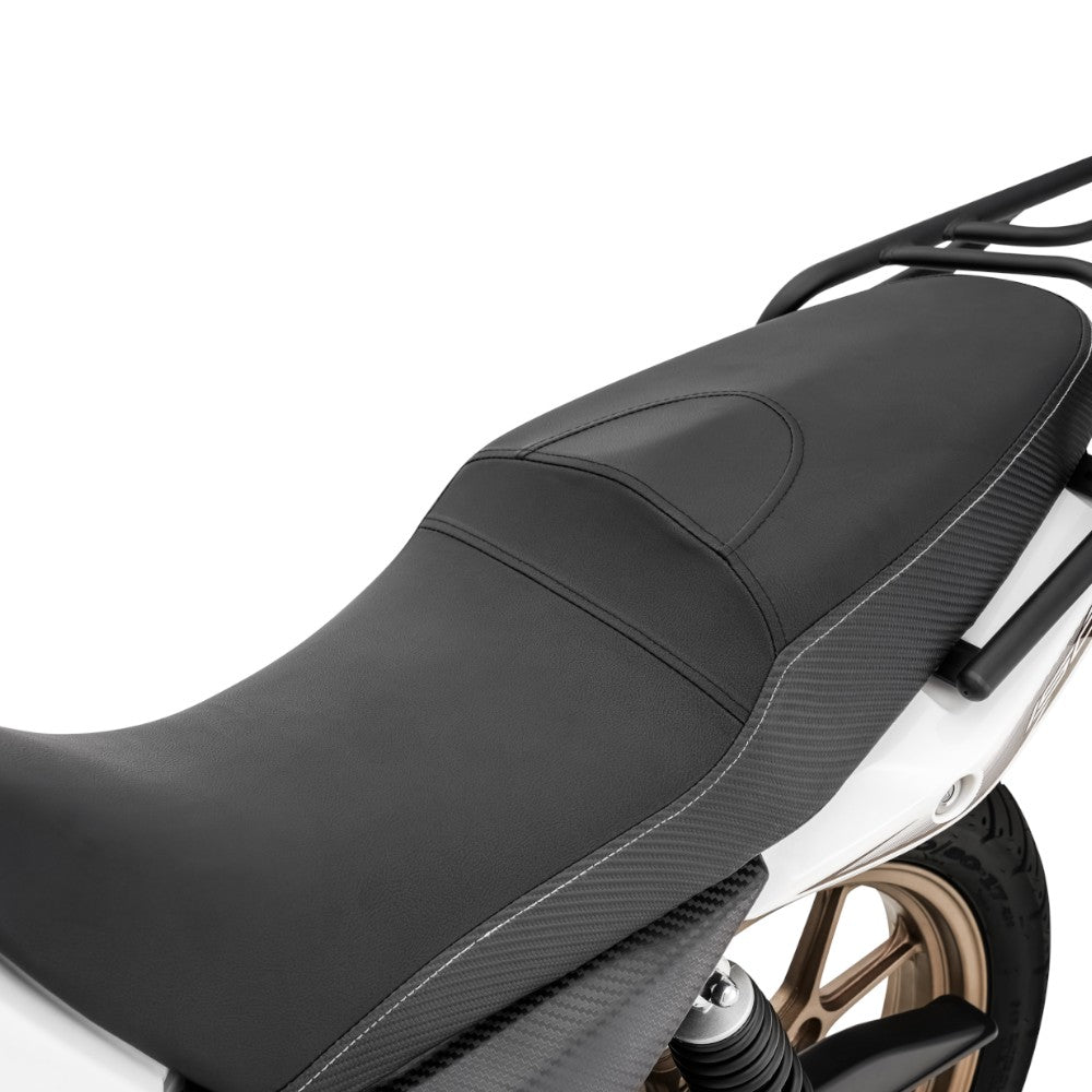 Moto Keeway RK 150CC / Motor Monocilindro / Carburador 2 Válvulas / Blanco - Keeway - Titan.com.pa - 2150110054627