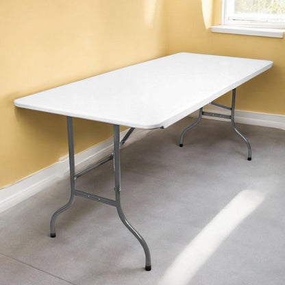 Mesa plástica plegable 6FT BSL-C184 de 183 cm de largo.