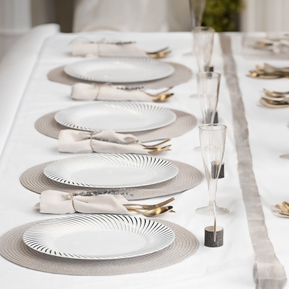 Platos Plástico Redondo 10" Home Elegance / 10 Piezas / Blanco - Plateado - Home Elegance - Titan.com.pa - 2100000454648