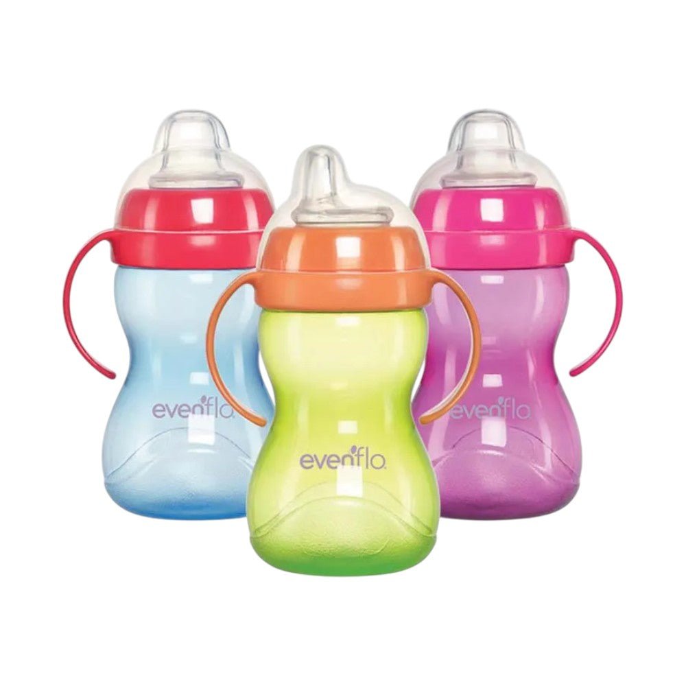 Vaso Evenflo Con Asas y Boquilla Suave / 10 Oz / Surtido - Evenflo - Titan.com.pa - 7501027565822