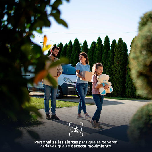 Cámara Inteligente Nexxt Solutions Motorizada Con Wi-Fi Para Exterior